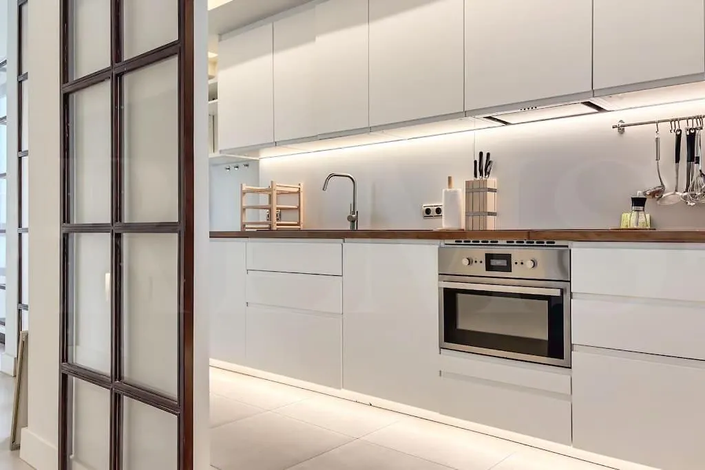 Central Gem With Stunning Port & Sea Views By Rems Malaga 0*,