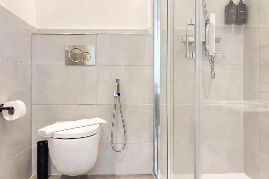 Apartment Central Gem With Stunning Port & Sea Views By Rems Malaga